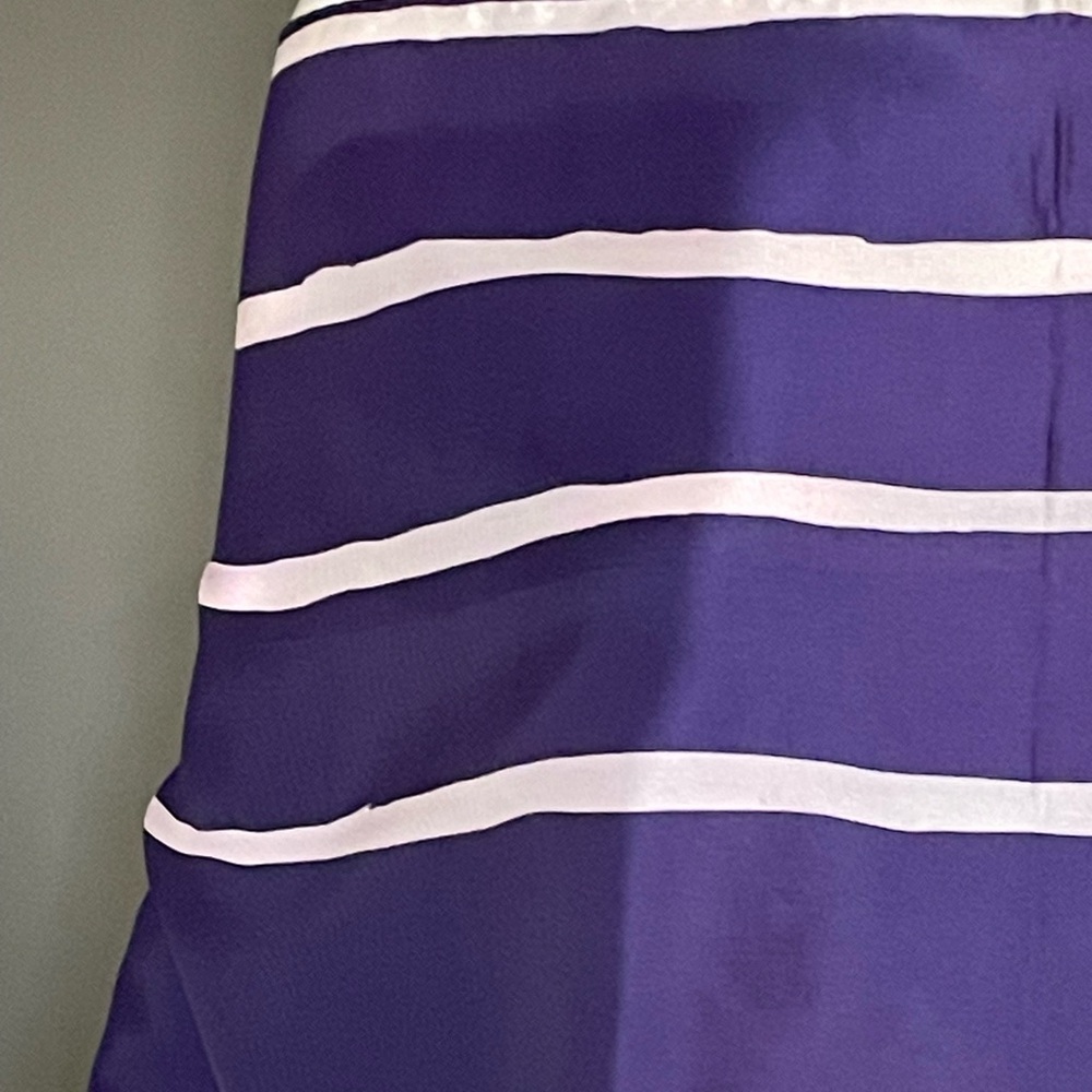 Vintage Vera Scarf Grape Purple White 26 In Excellent Condition - Picture 4 of 8
